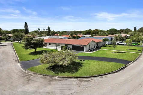 8500 NW 19th Drive Coral Springs FL 33071