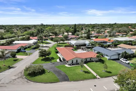 8500 NW 19th Drive Coral Springs FL 33071