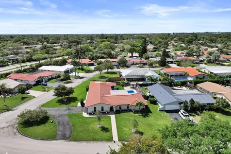 8500 NW 19th Drive Coral Springs FL 33071