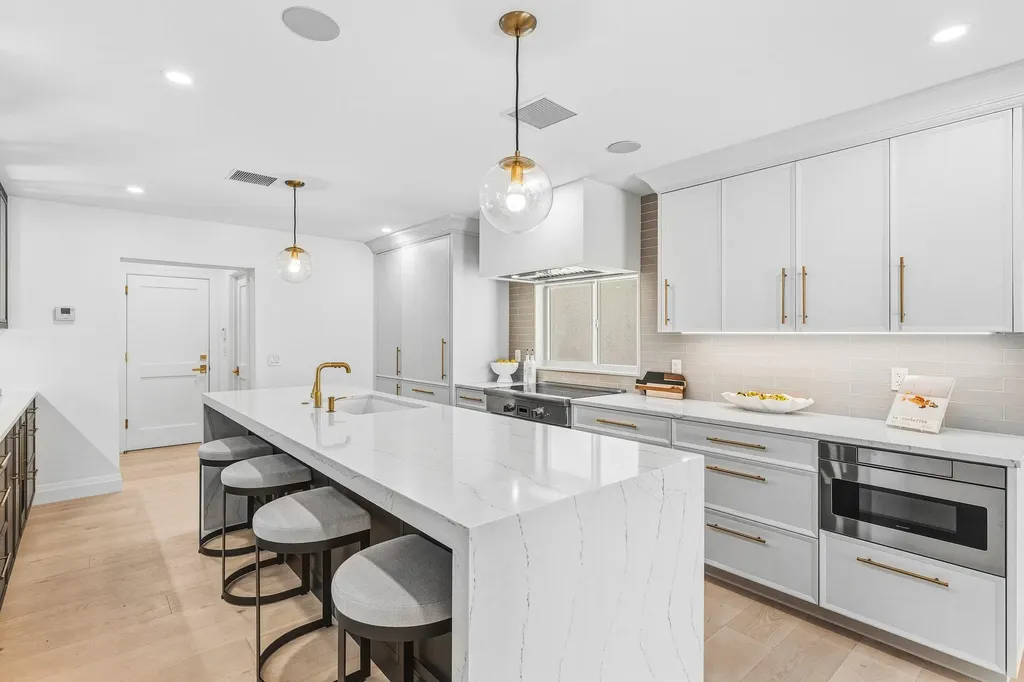 735 NE 6th Street Boca Raton FL 33432