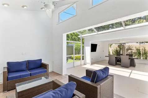 735 NE 6th Street Boca Raton FL 33432