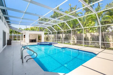 735 NE 6th Street Boca Raton FL 33432