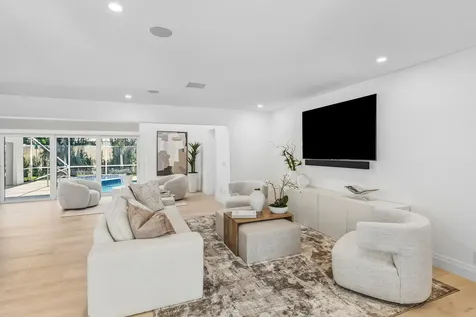 735 NE 6th Street Boca Raton FL 33432