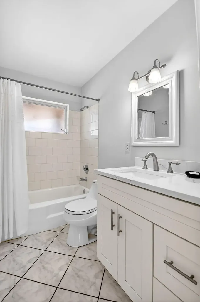 2783 E Dudley Drive Drive E West Palm Beach FL 33415