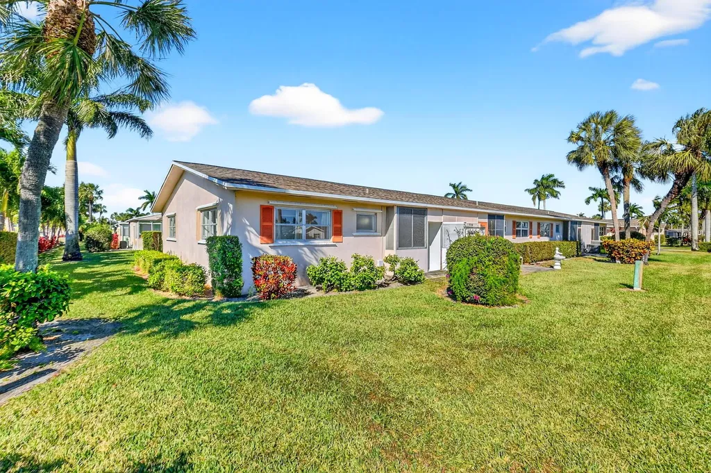 2783 E Dudley Drive Drive E West Palm Beach FL 33415