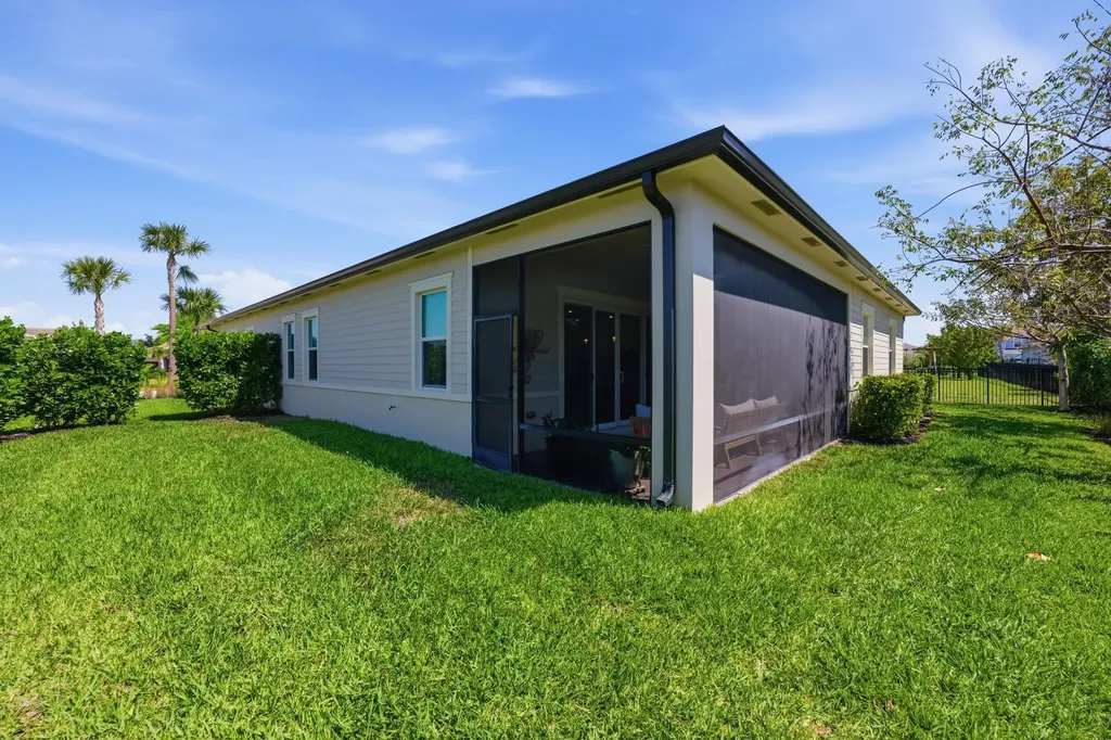 19230 Rolling Acres Road Loxahatchee FL 33470