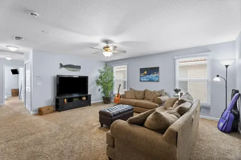 5935 SE Crooked Oak Avenue Hobe Sound FL 33455