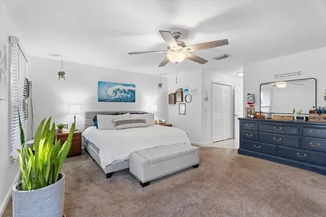 5935 SE Crooked Oak Avenue Hobe Sound FL 33455