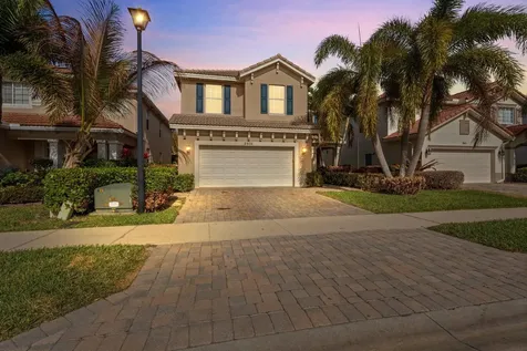 5935 SE Crooked Oak Avenue Hobe Sound FL 33455