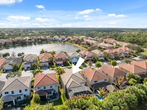 5935 SE Crooked Oak Avenue Hobe Sound FL 33455