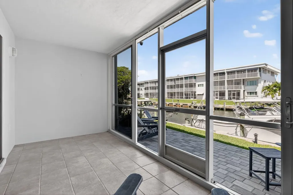 121 Wettaw Lane North Palm Beach FL 33408