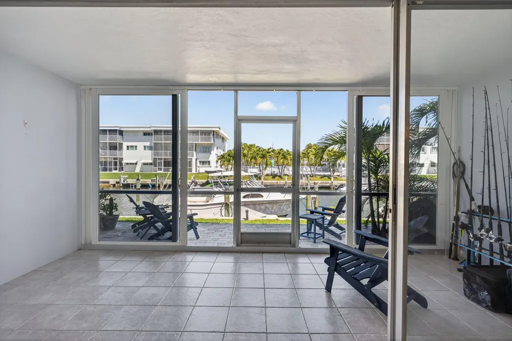 121 Wettaw Lane North Palm Beach FL 33408