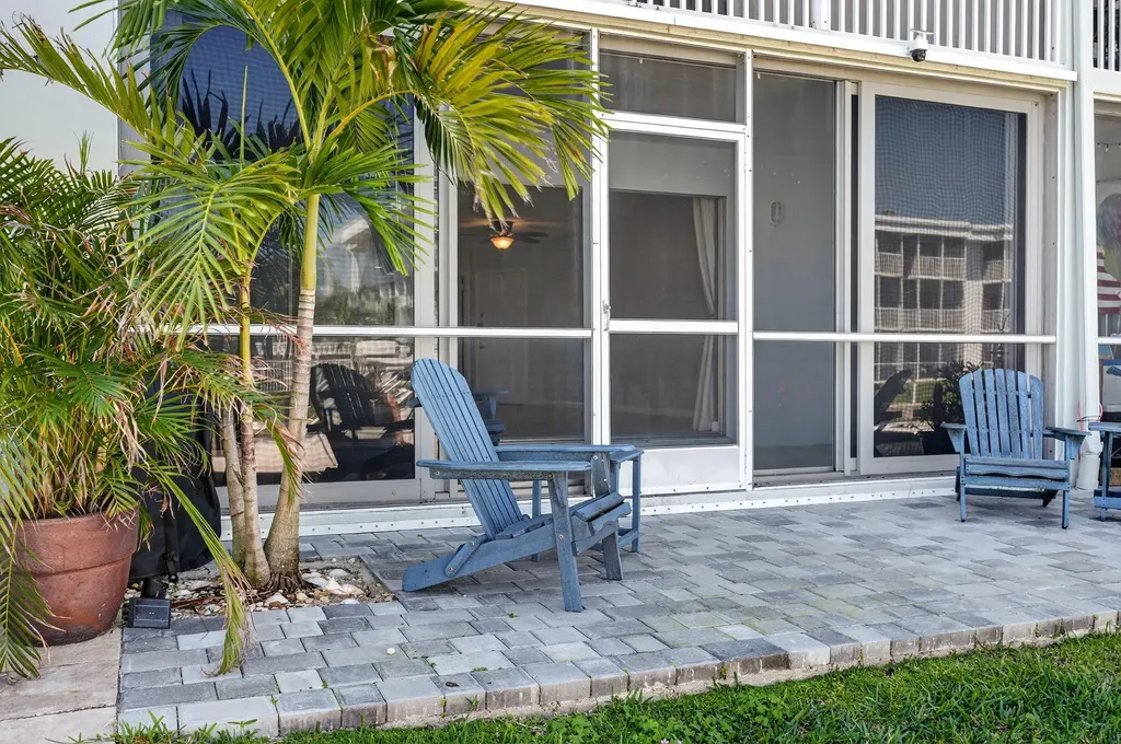 121 Wettaw Lane North Palm Beach FL 33408