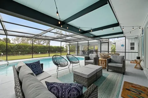 337 Fairway N Tequesta FL 33469