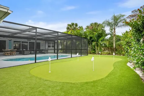 337 Fairway N Tequesta FL 33469