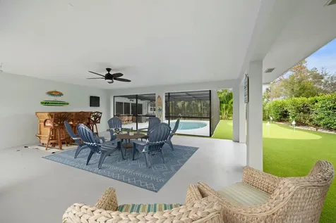 337 Fairway N Tequesta FL 33469