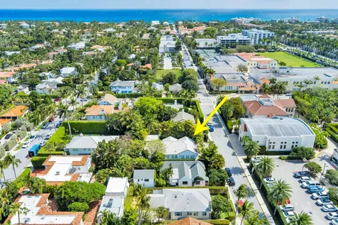 417 Seaview Avenue Palm Beach FL 33480