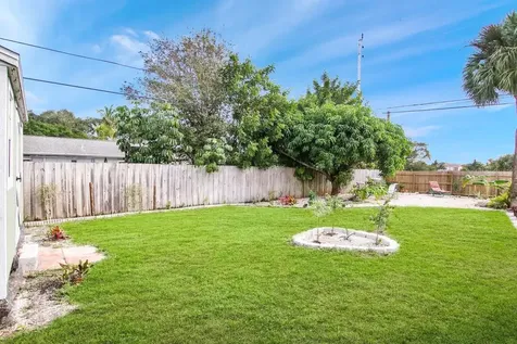 19185 SE Homewood Avenue Jupiter FL 33469
