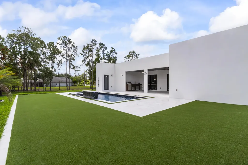 17107 W Sycamore Drive W The Acreage FL 33470