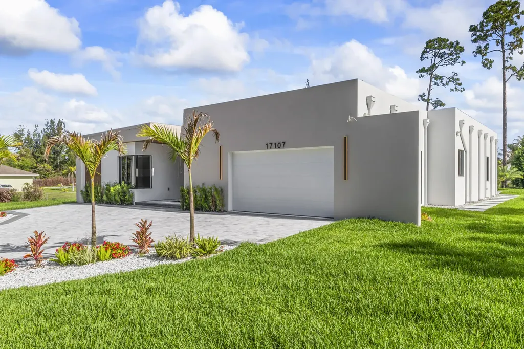 17107 W Sycamore Drive W The Acreage FL 33470