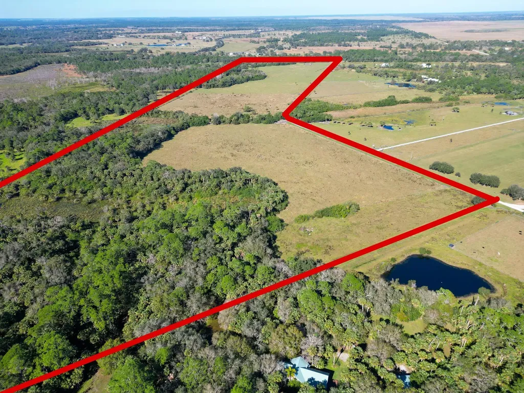 3702 SW Wild Turkey Lane Okeechobee FL 34974