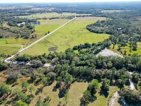 3702 SW Wild Turkey Lane Okeechobee FL 34974