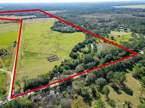 3702 SW Wild Turkey Lane Okeechobee FL 34974
