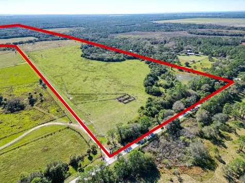 3702 SW Wild Turkey Lane Okeechobee FL 34974