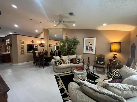 6108 Petunia Road Delray Beach FL 33484