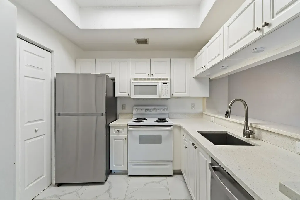 2917 Tuscany Court Palm Beach Gardens FL 33410