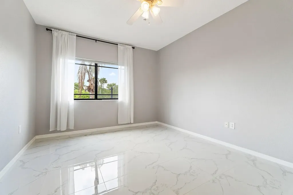 2917 Tuscany Court Palm Beach Gardens FL 33410