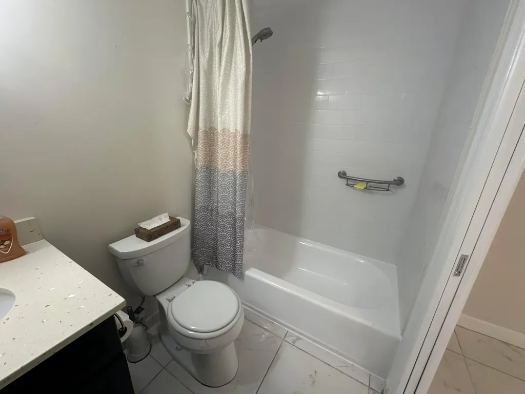 42 Sussex West Palm Beach FL 33417