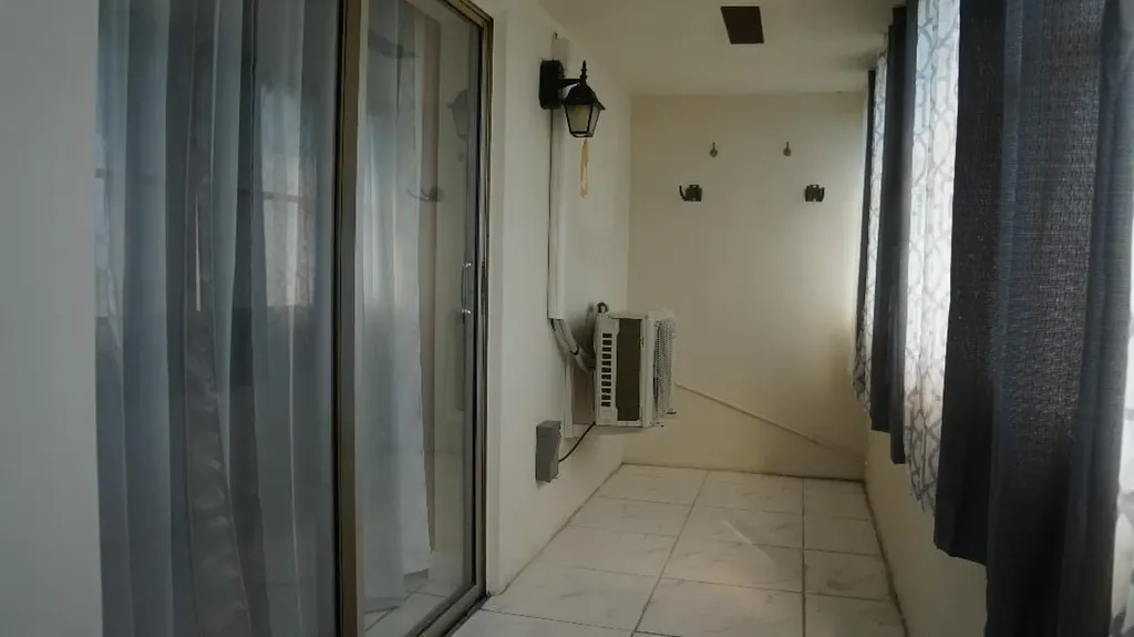 42 Sussex West Palm Beach FL 33417
