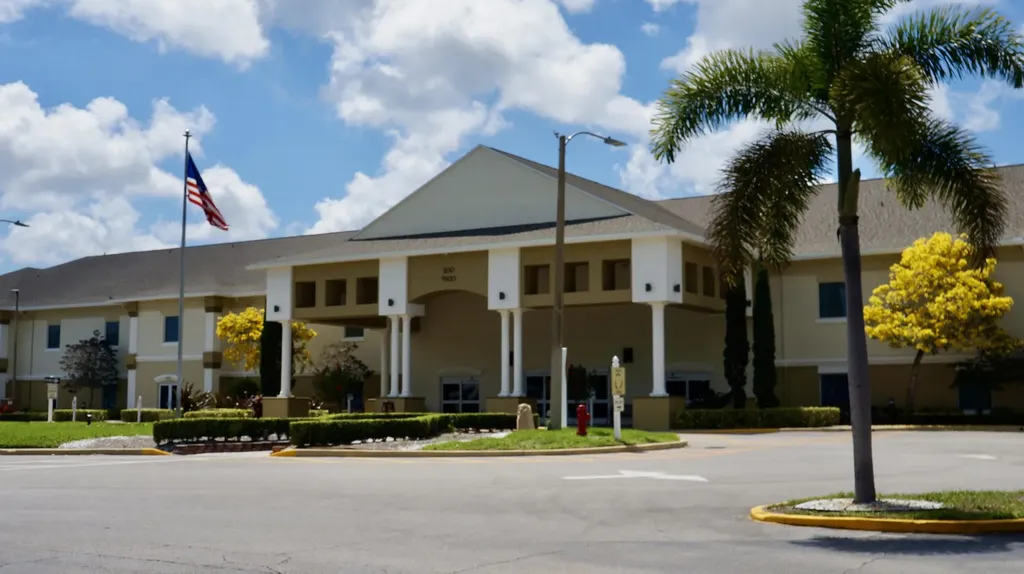 42 Sussex West Palm Beach FL 33417