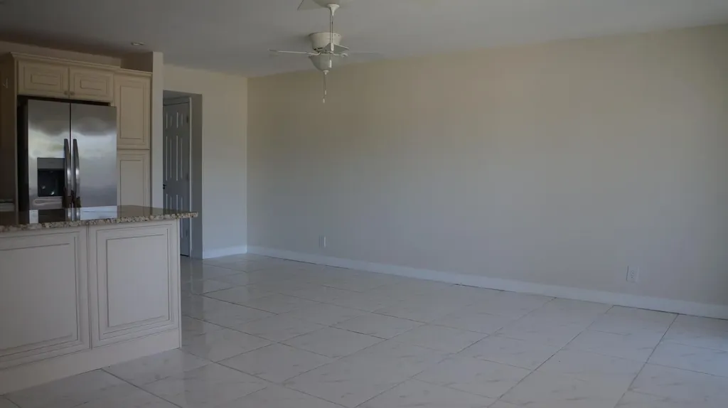 42 Sussex West Palm Beach FL 33417