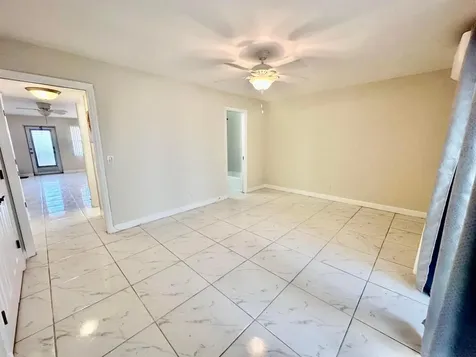 42 Sussex West Palm Beach FL 33417