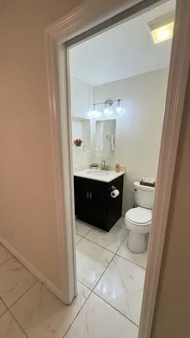 42 Sussex West Palm Beach FL 33417