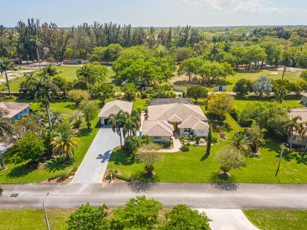 5970 SW 55th Street Davie FL 33314