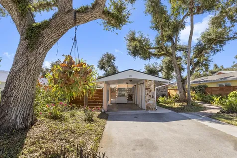 616 Dahlia Lane Vero Beach FL 32963