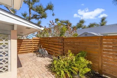 616 Dahlia Lane Vero Beach FL 32963