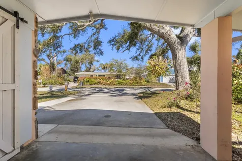 616 Dahlia Lane Vero Beach FL 32963
