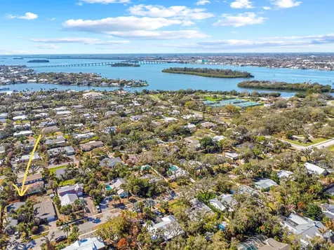 616 Dahlia Lane Vero Beach FL 32963