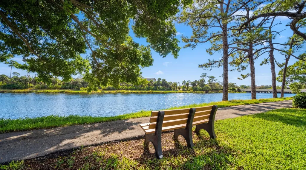 4348 Hazel Avenue Palm Beach Gardens FL 33410