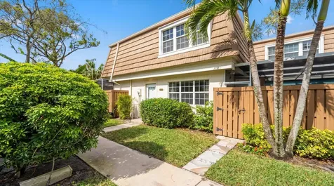 4348 Hazel Avenue Palm Beach Gardens FL 33410