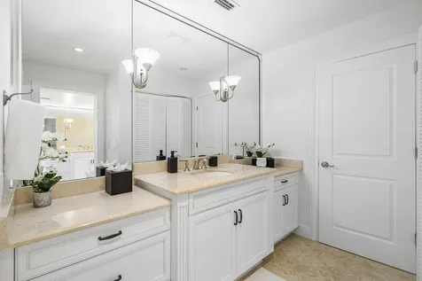 820 Palm Trail Delray Beach FL 33483