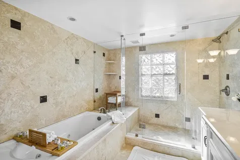 820 Palm Trail Delray Beach FL 33483
