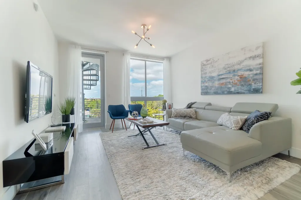 111 SE 1st Avenue Delray Beach FL 33444