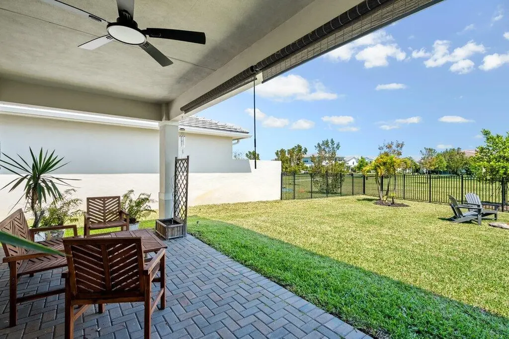 1362 Harvester Crossing Loxahatchee FL 33470