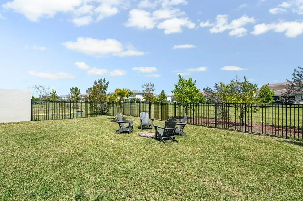 1362 Harvester Crossing Loxahatchee FL 33470