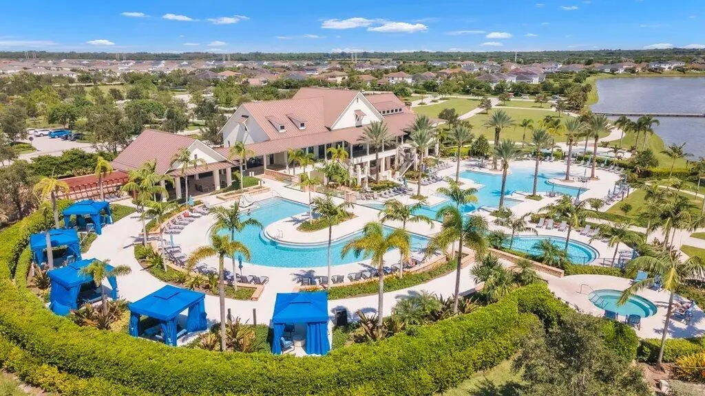 1362 Harvester Crossing Loxahatchee FL 33470